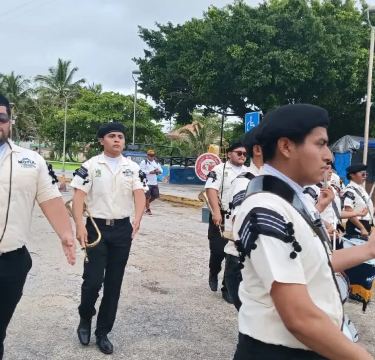 Conmemoraron el Día de la Marina con una gran participación ciudadana