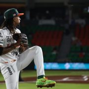 Leones de Yucatán caen ante Durango y buscan empatar serie hoy