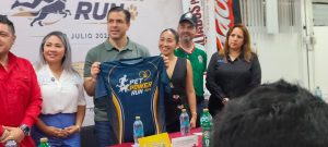 Durante la presentación se dieron a conocer las modalidades, categorías y la playera oficial de la Pet Power Run 2026, que se realizará el próximo 19 de julio en el Parque de las Américas.
