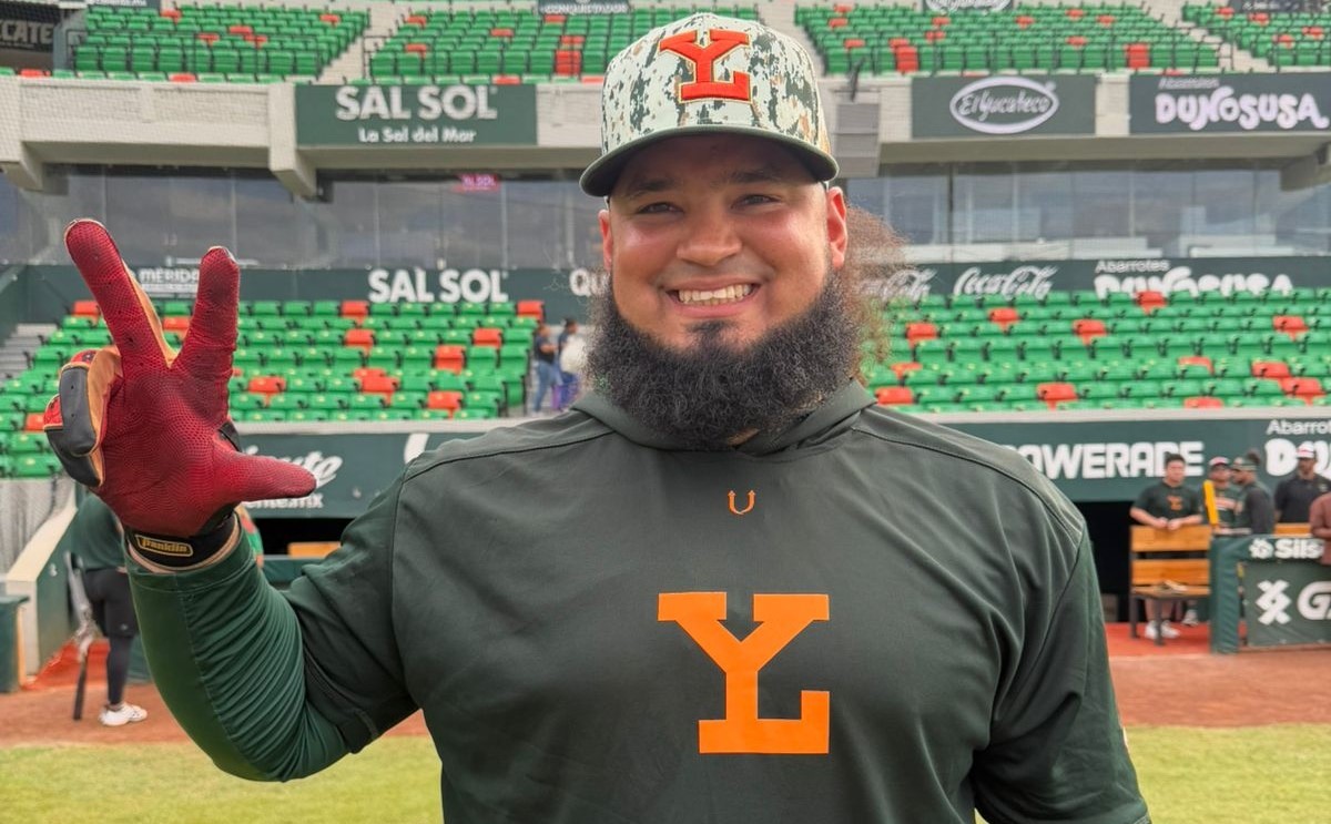 Raudy Read llega y fortalece a los Leones de Yucatán
