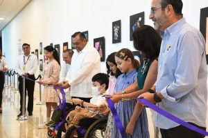 Autoridades del Aeropuerto Internacional de Mérida, Grupo ASUR y CRIT Yucatán encabezaron la inauguración de la Exposición Sueños sin escalas, una muestra que celebra el talento, la inclusión y la creatividad de niñas, niños y jóvenes artistas.