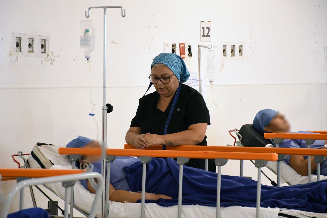 Servicios gratuitos fortalecen planificación familiar con cirugías en Yucatán