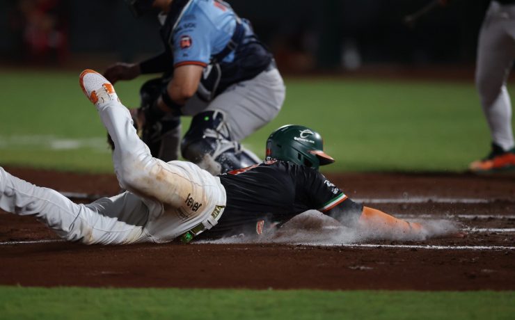 Tigres golpea primero, pero Leones responde con contundente blanqueada