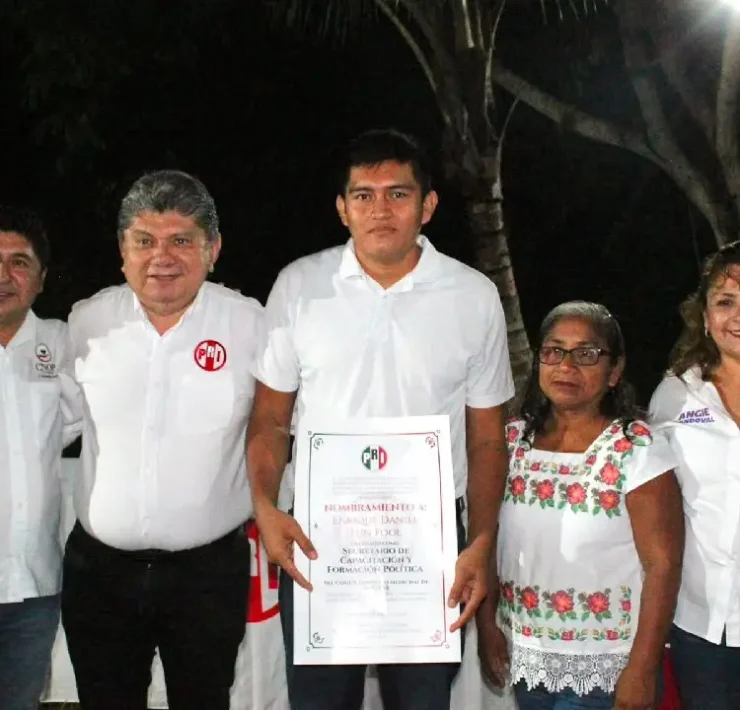 Gaspar Quintal fortalece al Subcomité Municipal del PRI en Sahcabá