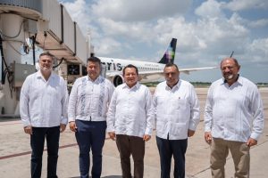 La nueva ruta Tijuana-Mérida operará con cuatro frecuencias semanales, acercando a Yucatán con el norte del país y la región de San Diego para impulsar el turismo, los negocios y el reencuentro de las familias.
