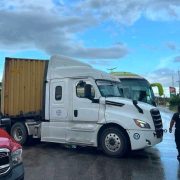 Tractocamión impacta autobús en carretera Mérida–Umán; así ocurrió el accidente