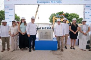 Autoridades estatales, Municipales y directivos de Unitec e invitados participaron en el arranque de la construcción del campus Mérida, una inversión que impulsará la formación de talento con infraestructura moderna y espacios de aprendizaje de vanguardia.