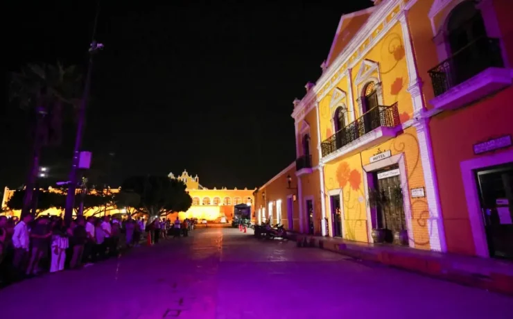 Videomapping “Senderos de Luz” en Izamal ofrece una experiencia única