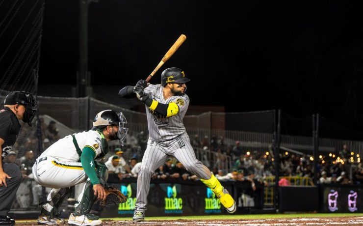 Bravos sorprenden y toma ventaja sobre Leones en emocionante serie
