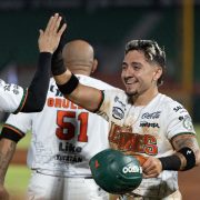 ¡Increíble final! Leones deja en el terreno a Querétaro con un heroico walk-off