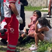 Madre e hijas sobreviven tras accidente vial en Tizimín