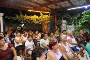 Jessica Saidén fortalece la cercanía ciudadana al mantener un diálogo directo con habitantes de Emiliano Zapata Oriente y escuchar sus propuestas para la comunidad.