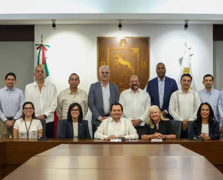 Gobierno de Yucatán fortalece alianza con navieras para atraer más inversión