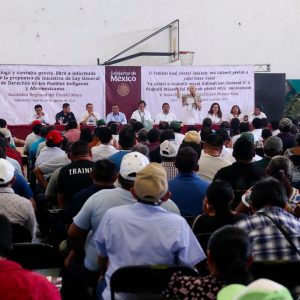 En Valladolid, comunidades indígenas y autoridades participaron en la consulta previa, libre e informada para aportar propuestas que fortalezcan sus derechos, autonomía, identidad cultural y bienestar social.