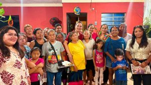 a diputada Naomi Peniche mantiene encuentros con familias de Mérida como parte de su agenda de cercanía y atención ciudadana.