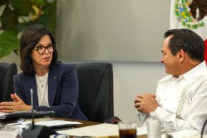 Representantes de la industria naviera internacional y autoridades de Yucatán analizaron nuevas oportunidades para atraer cruceros de mayor tamaño, fortalecer Progreso y aumentar la derrama económica.