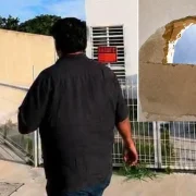 Paredes rellenas de papel sorprenden en Ciudad Caucel