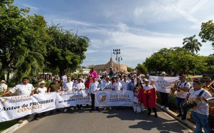 ¡Multitudinaria Marcha! Más de mil personas defienden las Tradiciones en Yucatán