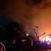 Incendió consumió viviendas en el sur de Mérida