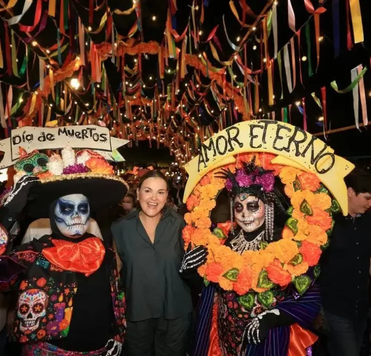 “Ánimas Iluminadas” enciende las tradiciones y llena de color a Mérida