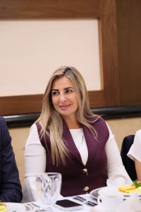 Jessica Saidén Quiroz destacó el despliegue de 250 especialistas de la CFE para fortalecer el servicio eléctrico en Yucatán y prevenir apagones en Mérida, Progreso y Umán.