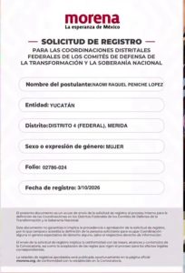 Naomi Peniche durante su registro en el proceso interno de Morena para participar en la definición de la coordinación del Distrito 4 Federal por Mérida.