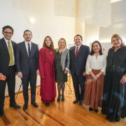 El Gobernador Joaquín Díaz Mena presentó en la Ciudad de México la Bienal de Yucatán, la primera bienal internacional de arte contemporáneo de México