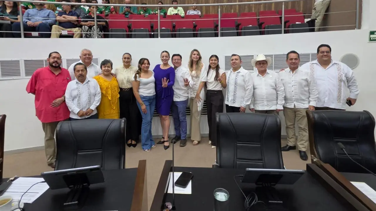 Estefanía Baeza se reincorporó a sus funciones legislativas en el Congreso de Yucatán