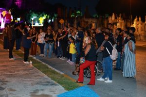 El Festival de las Ánimas registró más de 58 mil asistentes durante su primer fin de semana, reflejando la participación de las familias meridanas y visitantes en las actividades que mantienen vivas las tradiciones del Día de Muertos en Mérida.