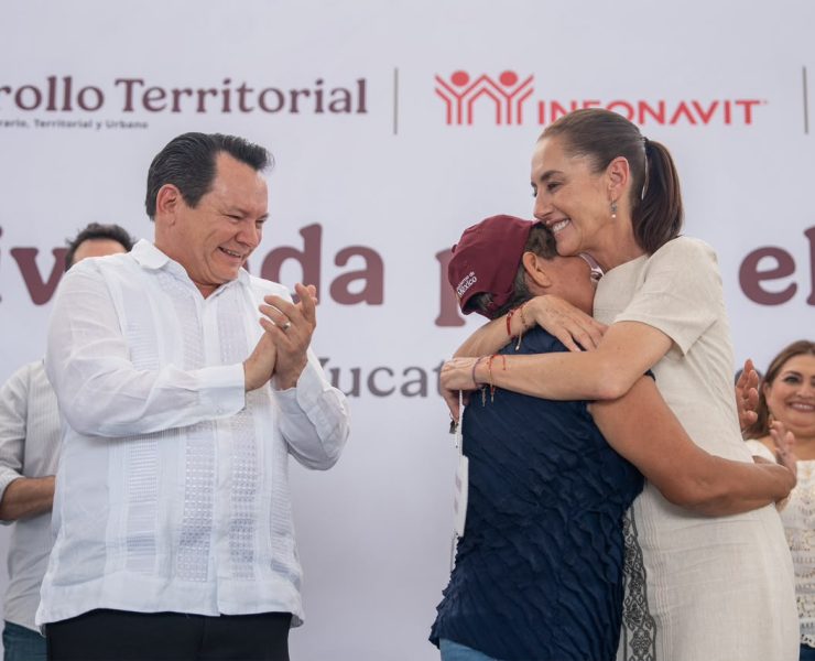 Guadalupe no alcanzaba el puntaje del Infonavit; hoy la Presidenta le entregó las llaves de su casa: 432 viviendas en Umán
