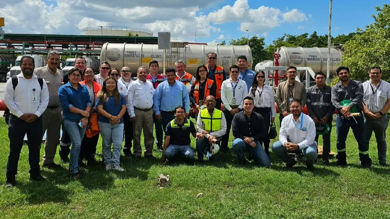 Pemex y CLAM renuevan convenio en favor de la seguridad industrial