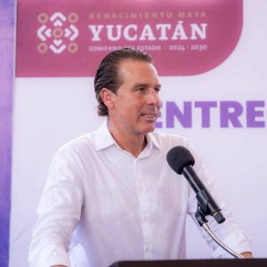 Raúl Osorio Alonzo, conocido como “El Rulo”, confirmó sus aspiraciones políticas rumbo a 2027; busca la candidatura de Morena a la alcaldía de Mérida y contempla competir por una diputación federal por el Distrito 4.