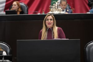 La diputada federal Jessica Saidén Quiroz respalda las mejores condiciones para policías y la convocatoria de la SSP de Yucatán para incorporar nuevos elementos, con oportunidades de formación, estabilidad laboral y desarrollo profesional.