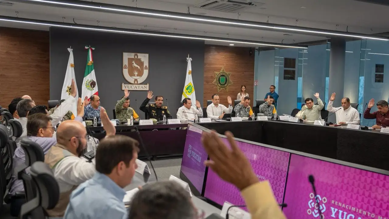 Yucatán suspende actividades no esenciales en nueve municipios