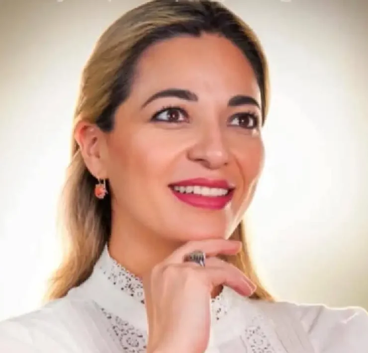 coordinar el Distrito 4 Federal por Mérida Naomi Peniche se registra