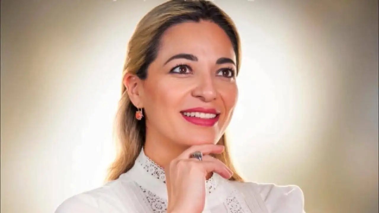 coordinar el Distrito 4 Federal por Mérida Naomi Peniche se registra