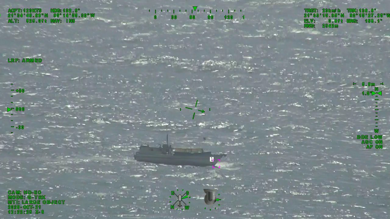 Búsqueda por aire y mar continúa por pescador extraviado en Celestún