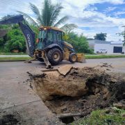 ¡Alerta vial! Realizan trabajos por desfondamientos en avenida Universidad de Chetumal